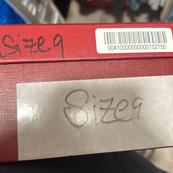 Bally sneakers worn once! - Picture 6 of 7